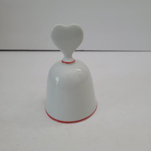 "I Love My Mom" Ceramic Bell with Heart Handle - Picture 4 of 10